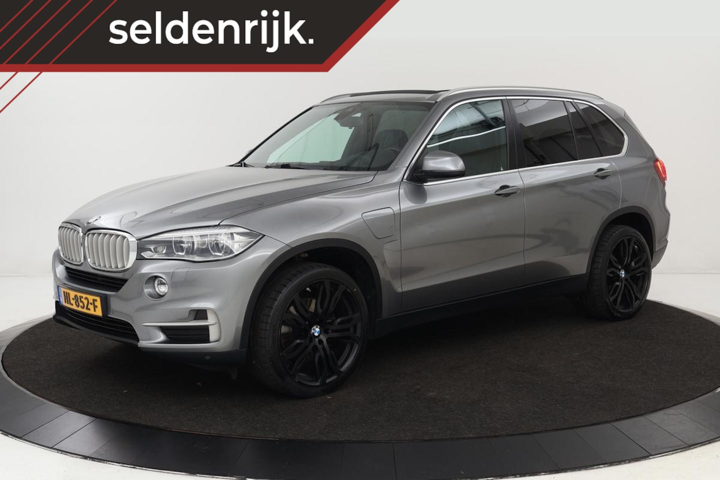 BMW X5 - Xdrive40e High Executive | Panoramadak | Leder | Trekhaak | Stoelverwarming | Navigatie | - AutoWereld.nl