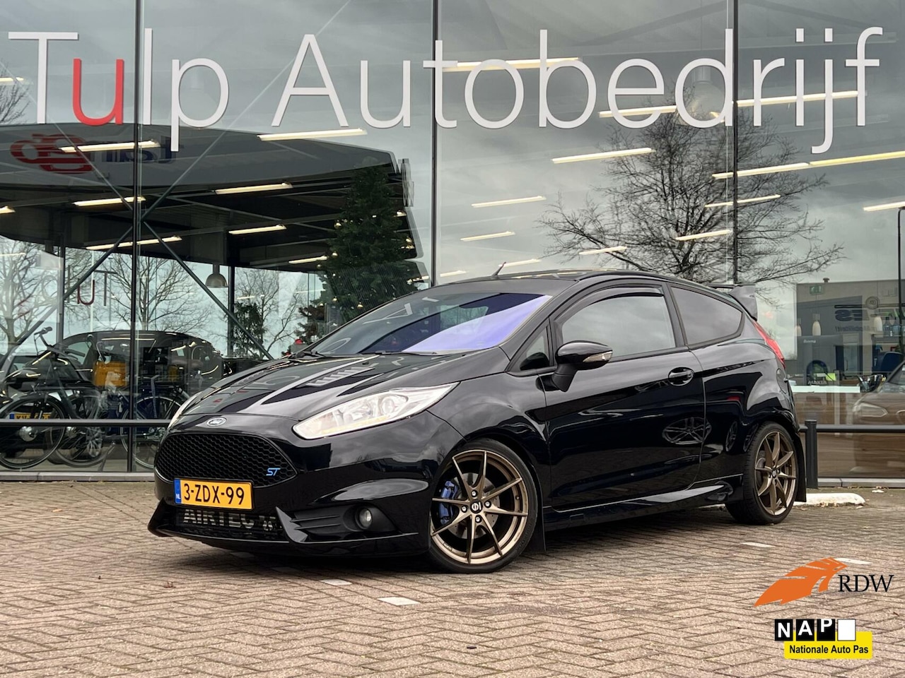 Ford Fiesta - 1.6 ST1 Recaro - Airtec - Sparco - NWE riem NAP - AutoWereld.nl