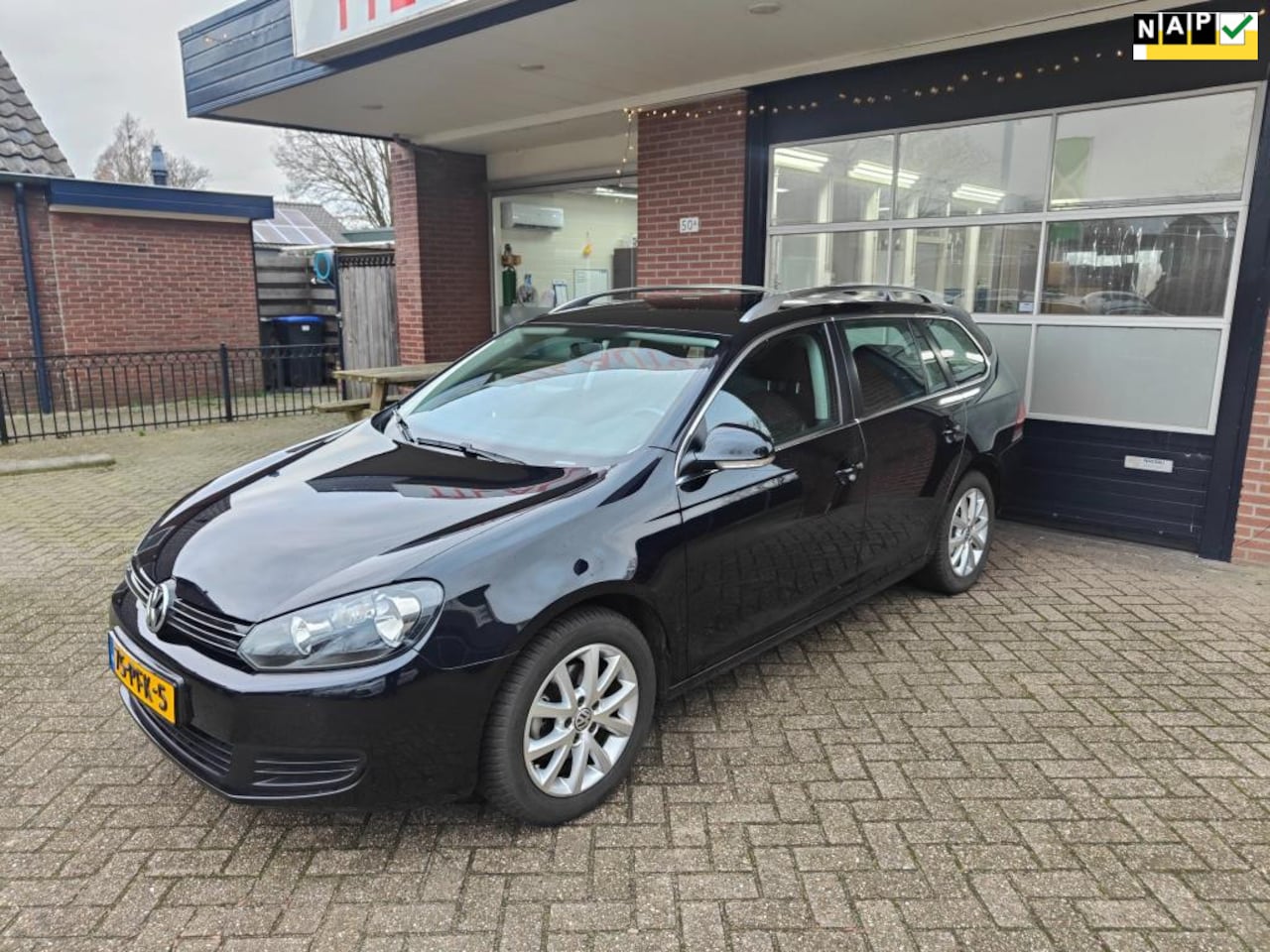 Volkswagen Golf Variant - 1.4 TSI Comfortline 1.4 TSI Comfortline, Executive, Trekhaak, Clima, Cruise, Standkachel, 1e eigenaar, Dealer - AutoWereld.nl