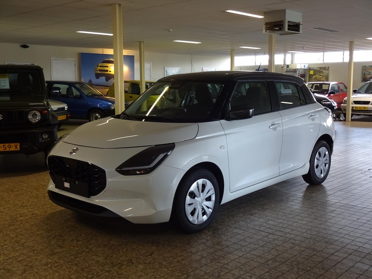 Suzuki Swift - 1.2 Smart Hybrid Comfort - AutoWereld.nl