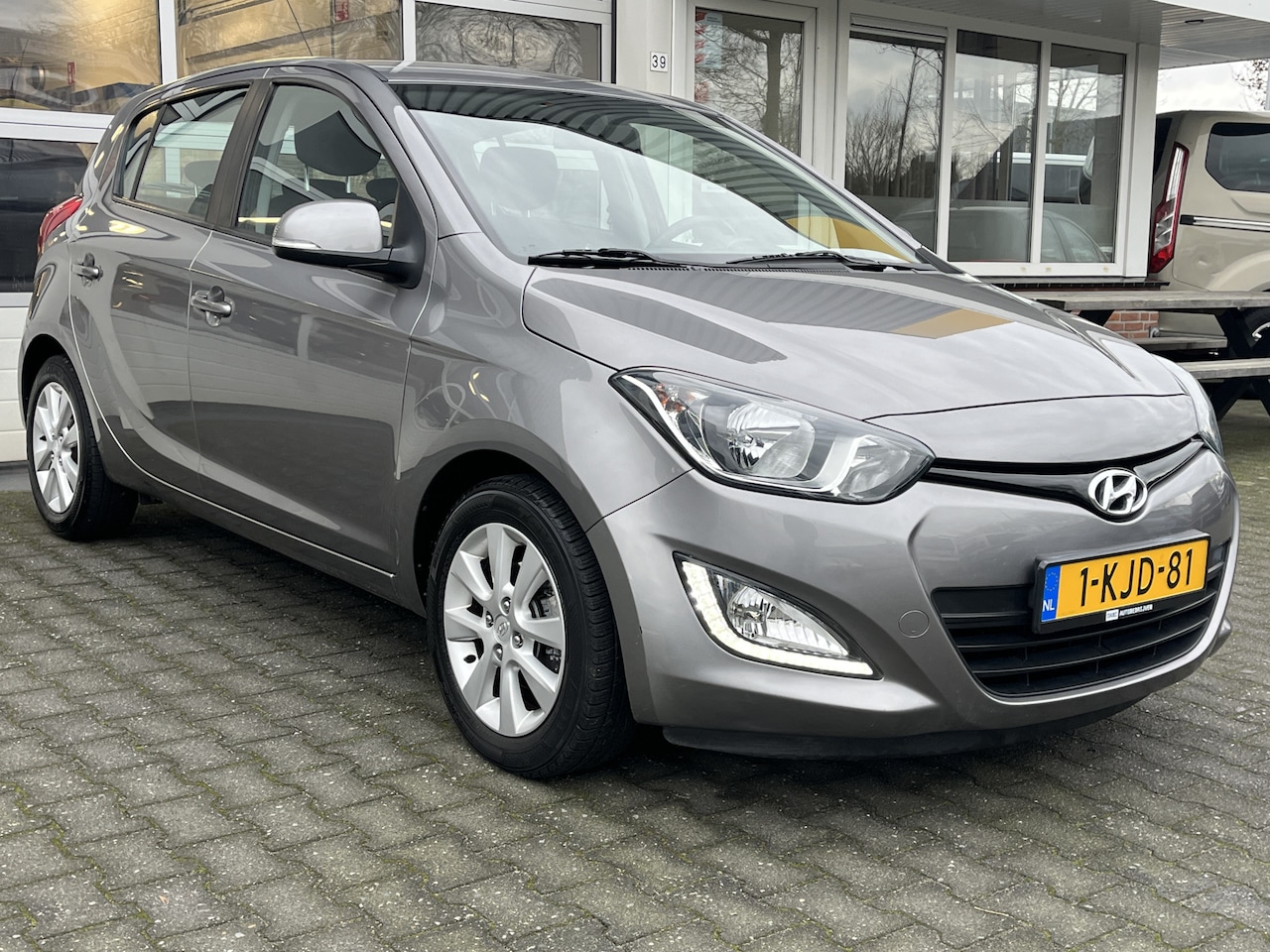 Hyundai i20 - Automaat 1.4i i-Deal Airco Lichtmetalen velgen 15" Multimedia-voorbereiding - AutoWereld.nl