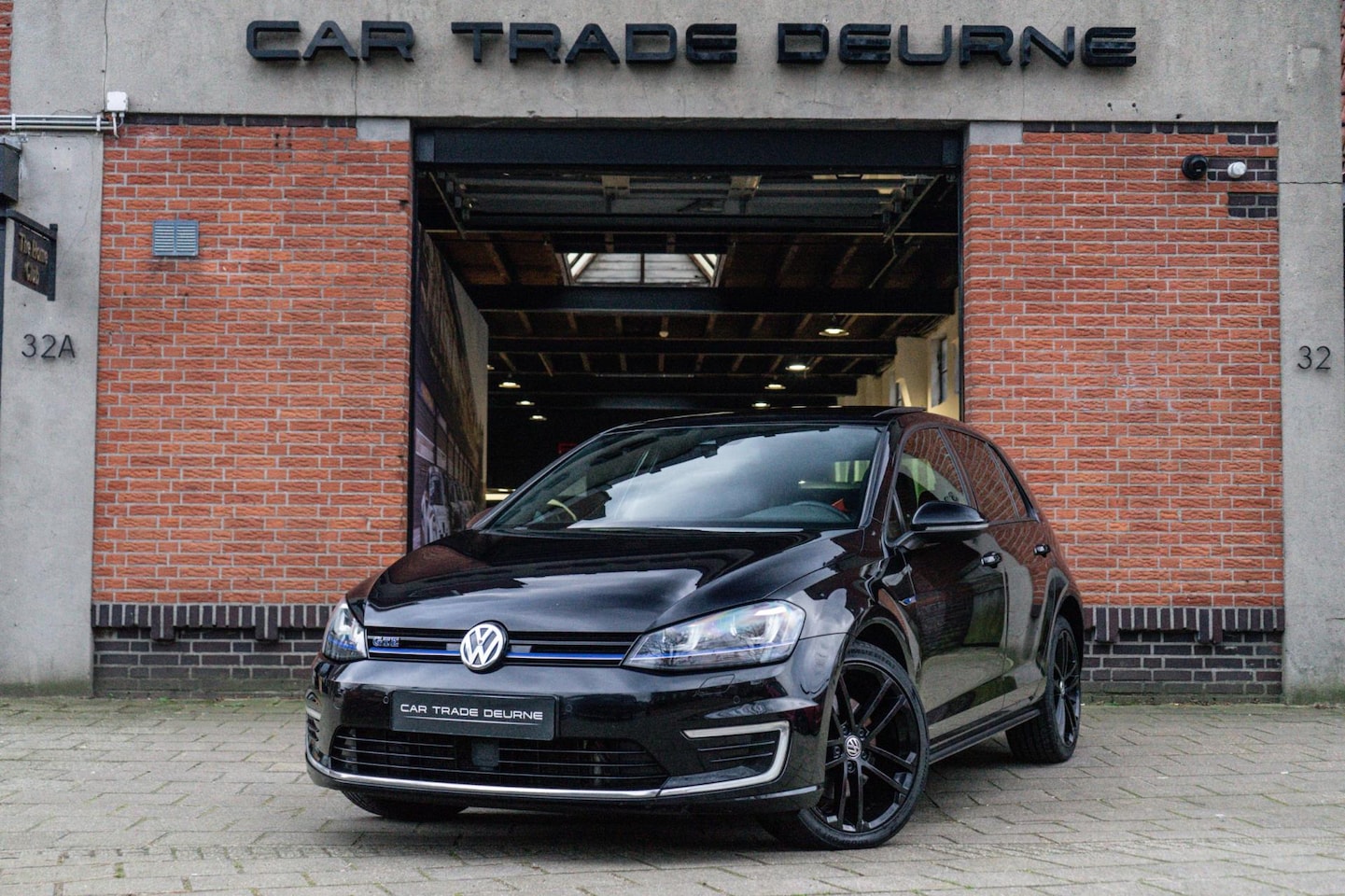 Volkswagen Golf - 1.4 TSI GTE Pano / Leder / Camera - AutoWereld.nl