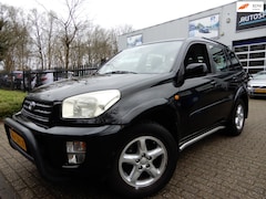 Toyota RAV4 - 2.0-16V VVT-i Sol