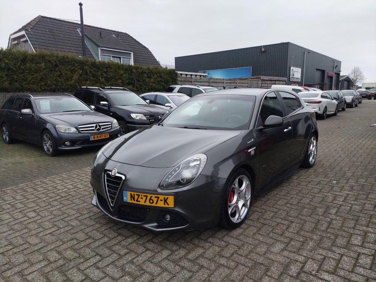 Alfa Romeo Giulietta - 2.0 JTDm Distinctive 2.0 JTDm Distinctive 200pk + - AutoWereld.nl