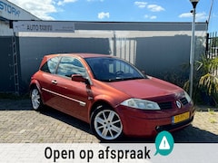 Renault Mégane - 1.6-16V Privilège Luxe - NWE APK-Airco-Cruise