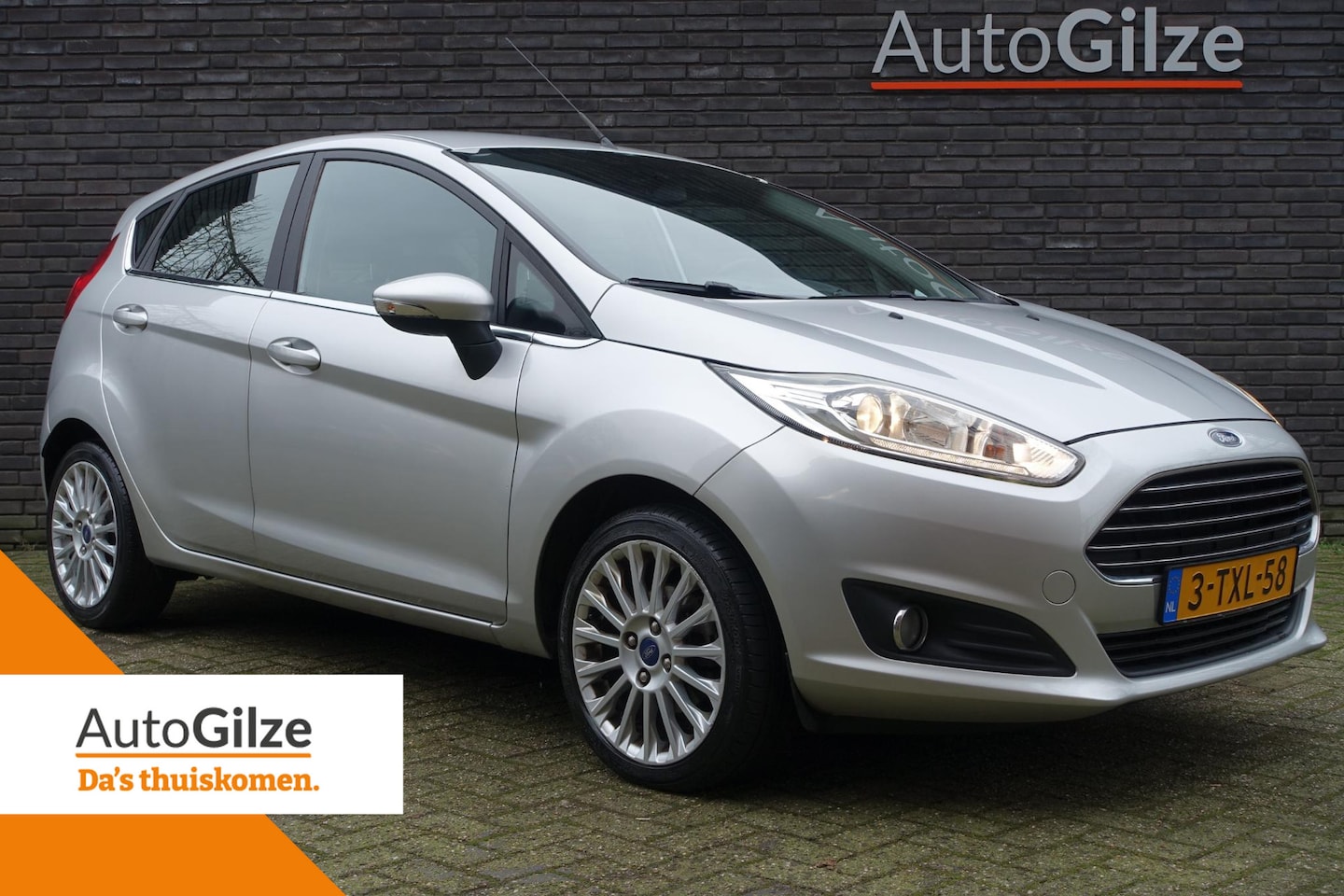 Ford Fiesta - 1.0 EcoBoost Titanium l Navigatie l LED l Lichtmetaal l NAP - AutoWereld.nl