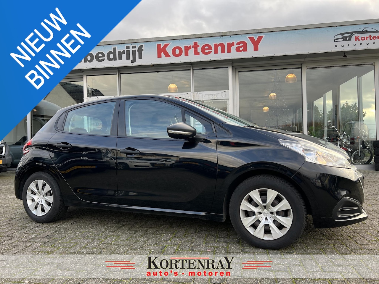 Peugeot 208 - 1.0 PureTech Access NAP, navigatie, Cruise-control, 4 seizoen banden, slechts 89336 km. Zi - AutoWereld.nl