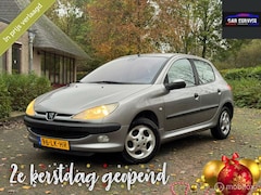 Peugeot 206 - 1.4 Gentry Premium AUTOMAAT NAP