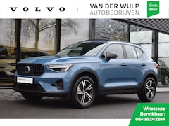 Volvo XC40 - B3 163Pk Plus Dark | Schuifdak | Lighting | Trekhaak | 360