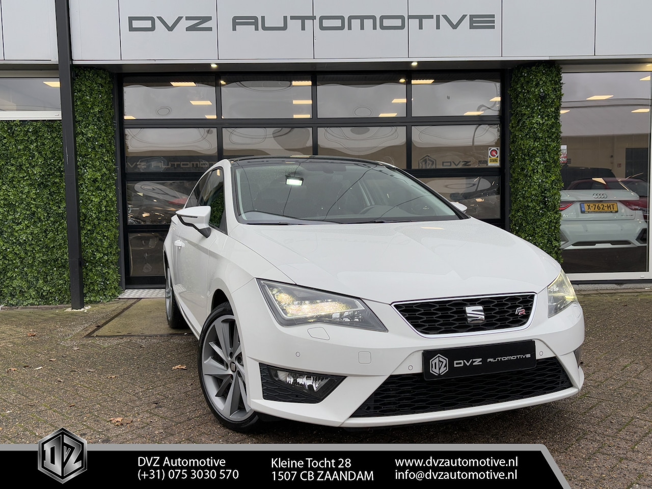 Seat Leon SC - 1.8 TSI 180PK FR | Pano | Carplay | 18" LMV - AutoWereld.nl