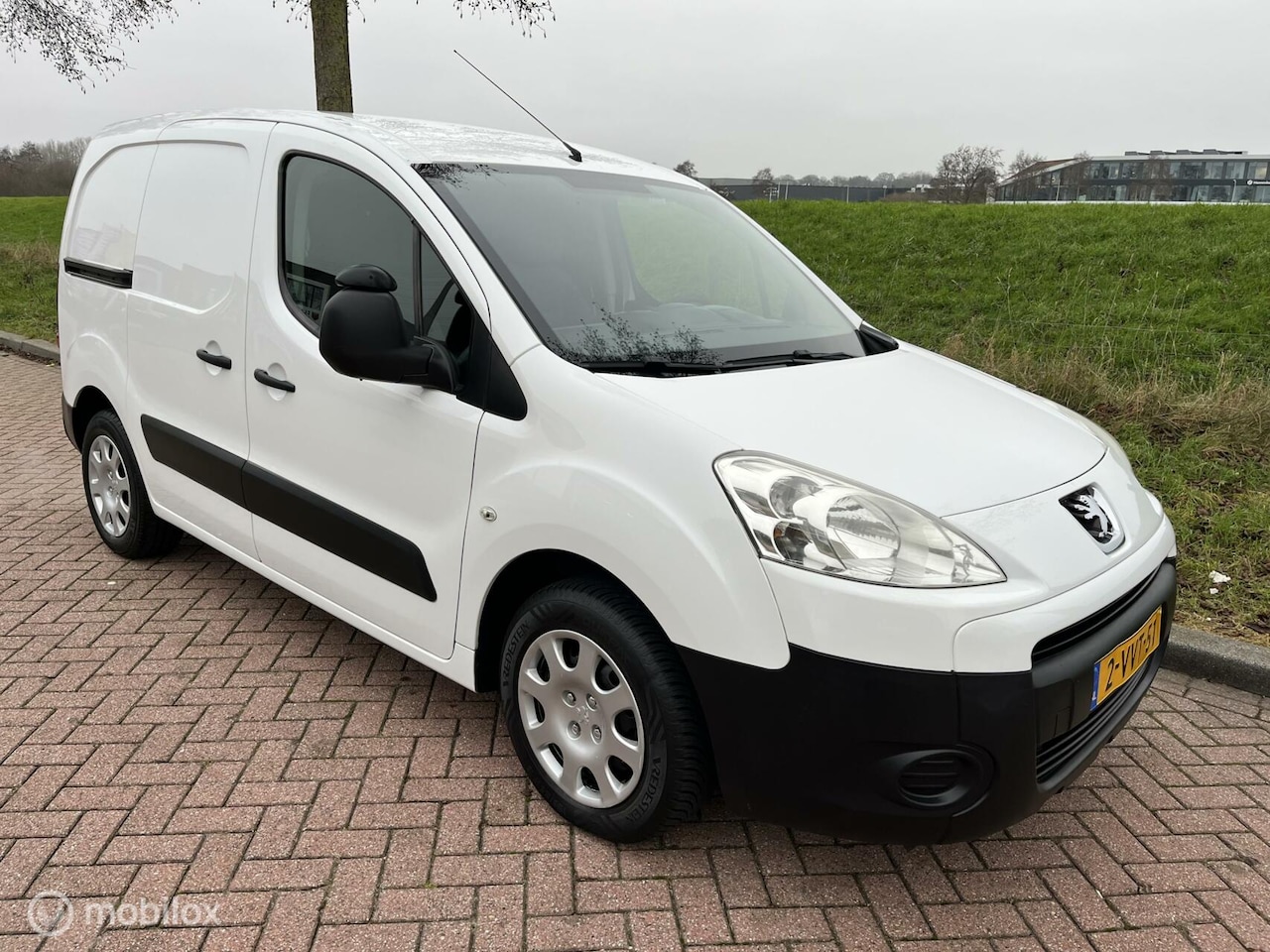 Peugeot Partner - bestel 120 1.6 e-HDI L1 XT Profit + - AutoWereld.nl