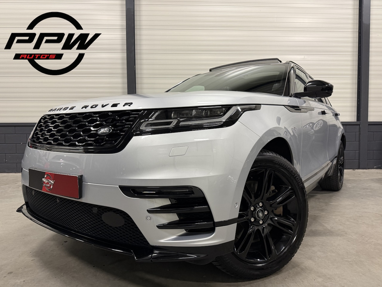 Land Rover Range Rover Velar - P400e R-Dynamic BLACK PACK PANO-SCHUIFDAK/HEAD-UP/360CAMERA/MEMORY/MERIDIAN/20"BLACK/ACC/V - AutoWereld.nl