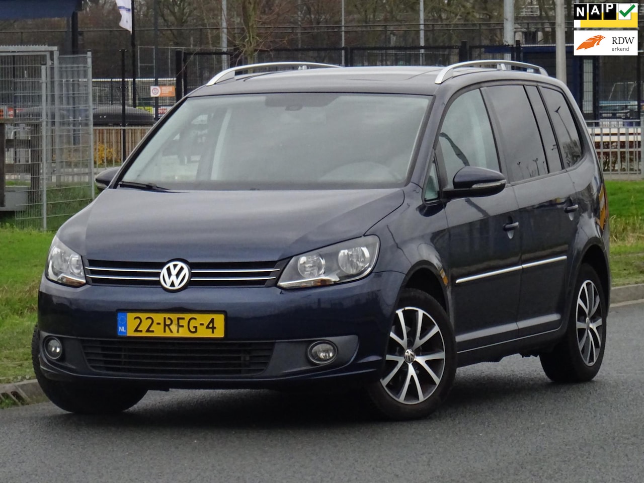 Volkswagen Touran - 1.2 TSI Highline BM 7P. PANO/LEER/NAVI/PDC - AutoWereld.nl