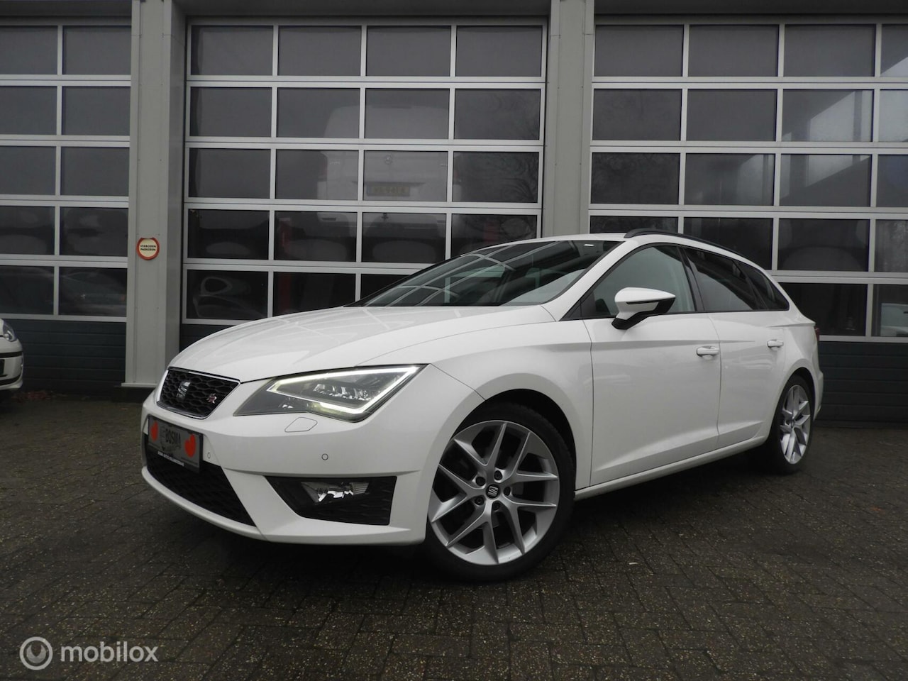 Seat Leon ST - 1.4 TSI FR LED - AutoWereld.nl