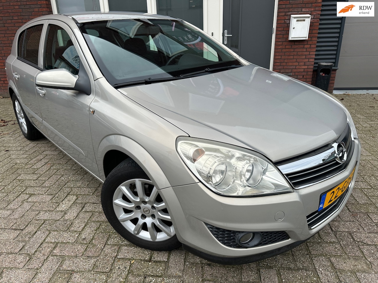 Opel Astra - 1.6 Temptation / 5DRS / Airco / Cruise / AUX - AutoWereld.nl