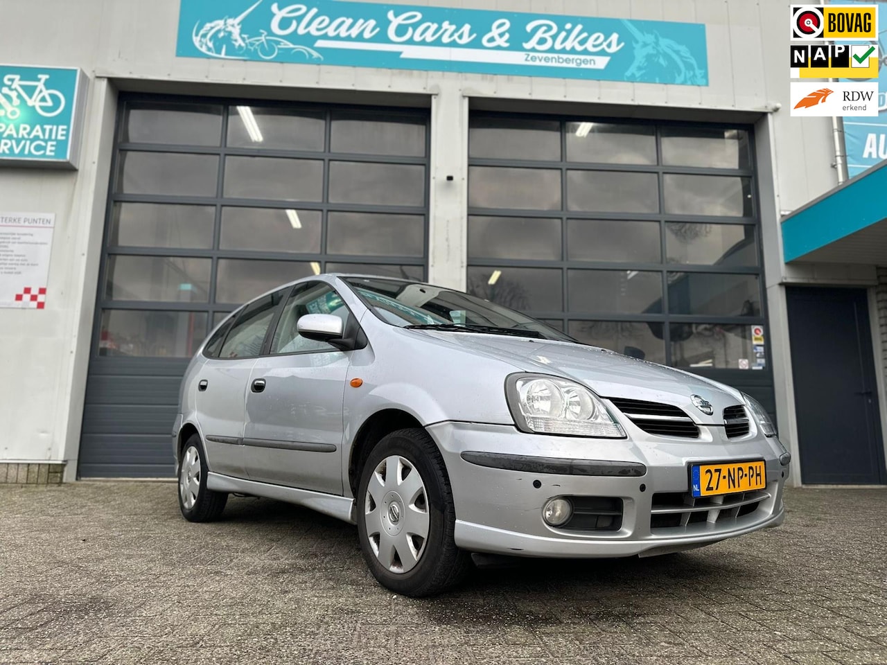 Nissan Almera Tino - 1.8 1.8 - AutoWereld.nl