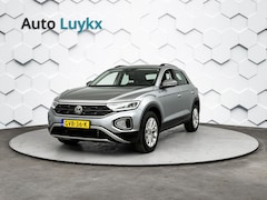 Volkswagen T-Roc - 1.5 TSI Life Business DSG Automaat | Climate Control | Parkeersensoren voor + achter | 17'