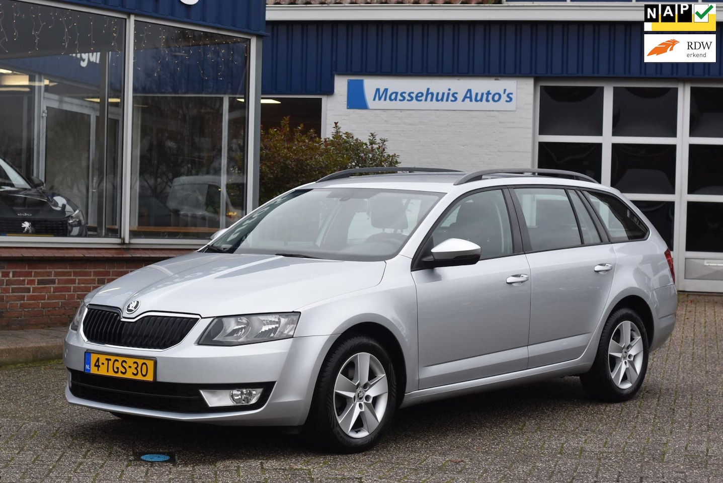 Skoda Octavia Combi - 1.2 TSI Greentech Ambition Navi Airco Cruise 2e eig. 182dkm All-seasons Nwe APK - AutoWereld.nl