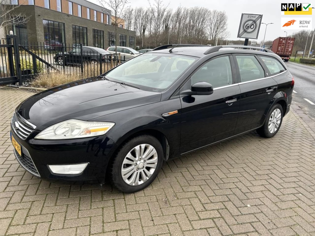 Ford Mondeo Wagon - 1.6-16V Ghia 2007! NWE TYPE! CLIMATRONIC! - AutoWereld.nl