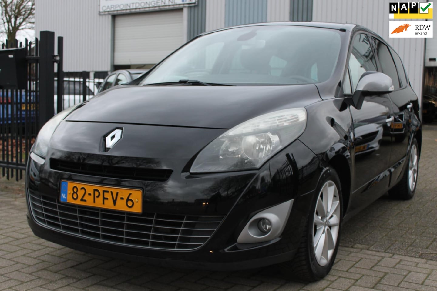 Renault Grand Scénic - 2.0 Celsium 7p. Navi Clima Cruise PDC!! - AutoWereld.nl