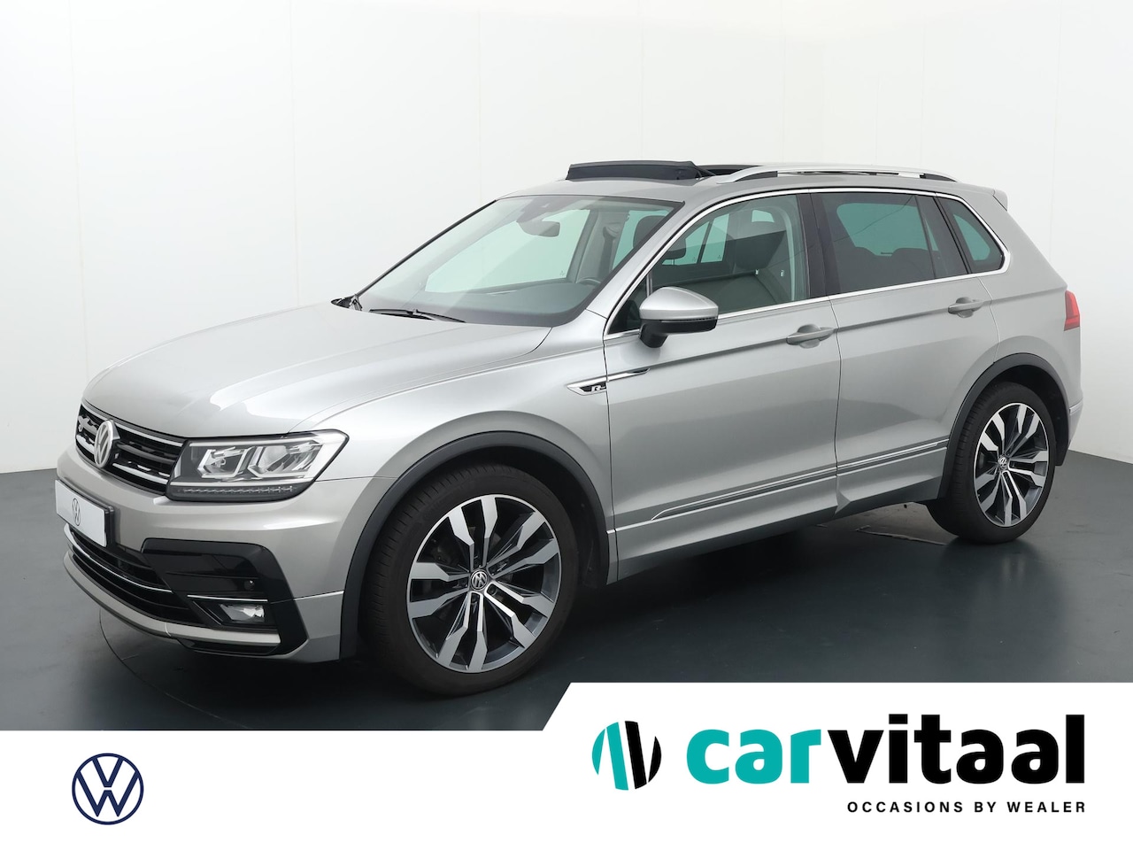 Volkswagen Tiguan - 1.4 TSI 4Motion Highline | 150 PK | Automaat | Trekhaak | Stoelverwarming | Elektrisch Pan - AutoWereld.nl