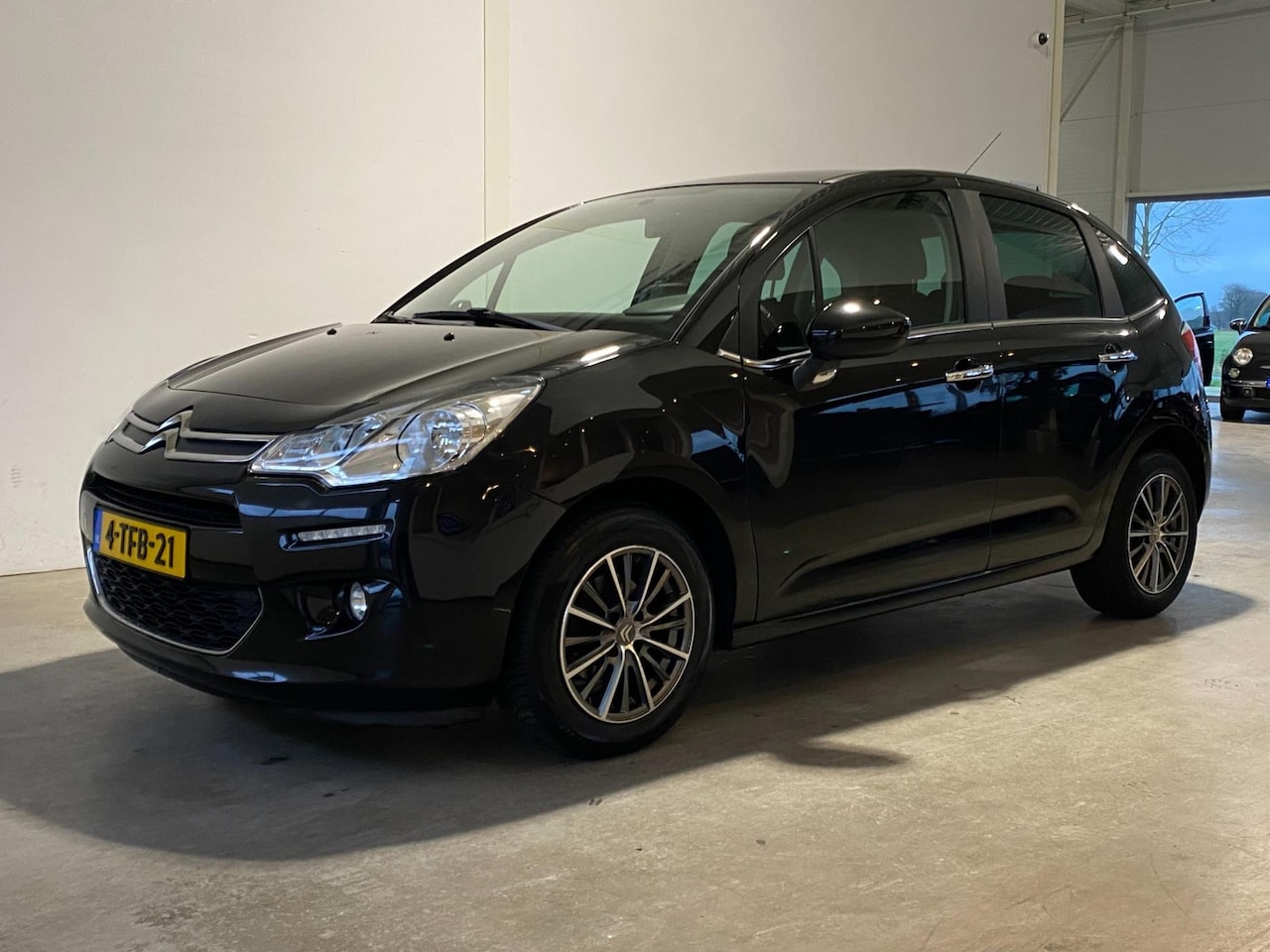 Citroën C3 - 1.2 VTi 82PK Navi PDC Trekhaak NL-auto - AutoWereld.nl