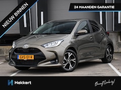 Toyota Yaris - Team D First Edition 1.5 Hybrid 115pk Automaat ADAPT. CRUISE | DAB | APPLE-CARPLAY | KEYLE