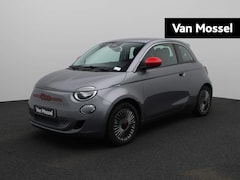 Fiat 500e - RED 42 kWh 119pk | Navigatie | Parkeersensoren | Lichtmetalen Velgen | Apple CarPlay & And