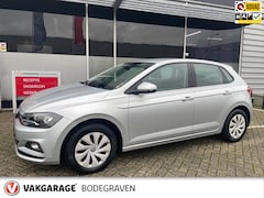 Volkswagen Polo - 1.0 TSI Comfortline / navigatie / parkeerhulp / CARPLAY