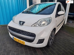 Peugeot 107 - 1.0-12V Sublime met nieuwe APK