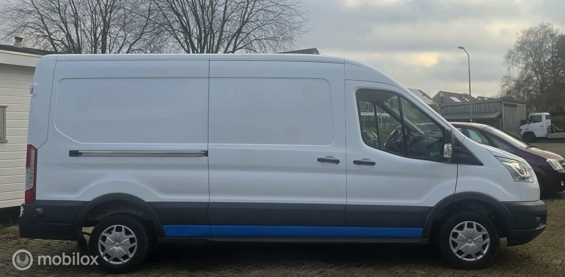 Ford Transit - 310 2.0 TDCI L3H2 Ambiente 310 2.0 TDCI L3H2 Ambiente - AutoWereld.nl