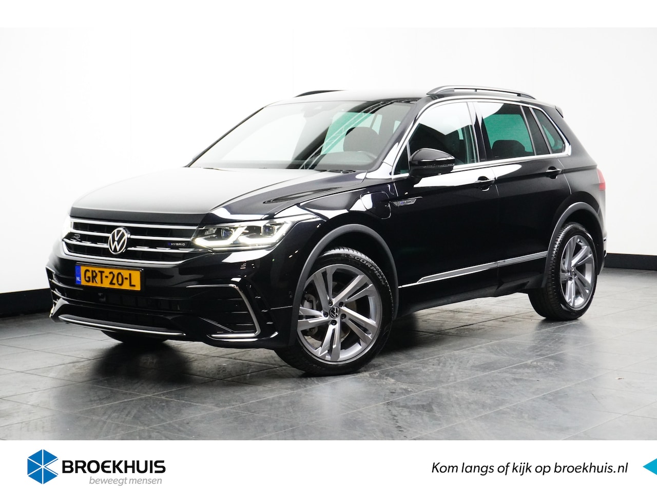 Volkswagen Tiguan - 1.4 TSI 245PK DSG-6 eHybrid R-Line | NAVIGATIE | CAMERA | AUTO A. KLEP - AutoWereld.nl