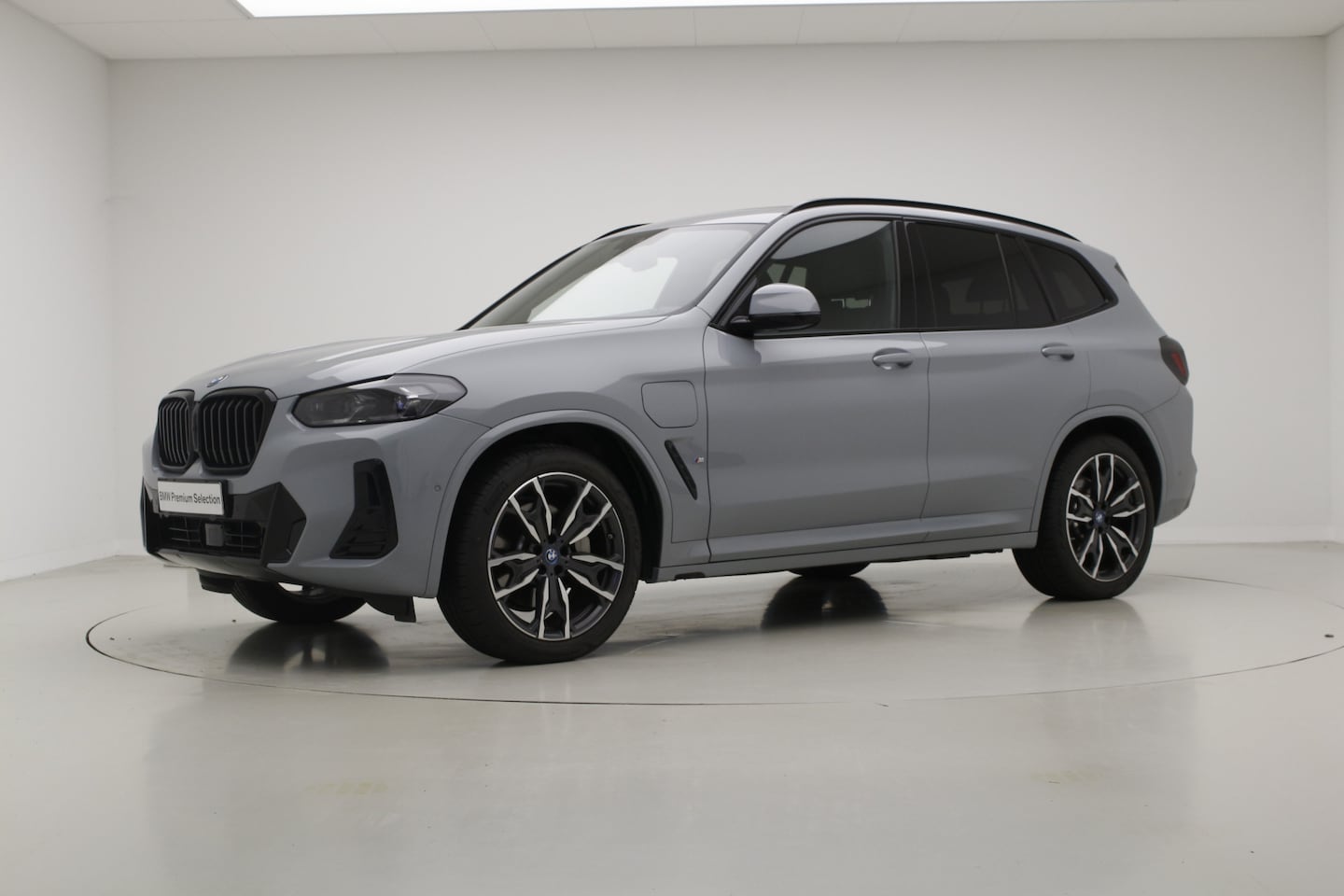 BMW X3 - xDrive30e M-Sport | Trekhaak | 20" | Panorama | - AutoWereld.nl