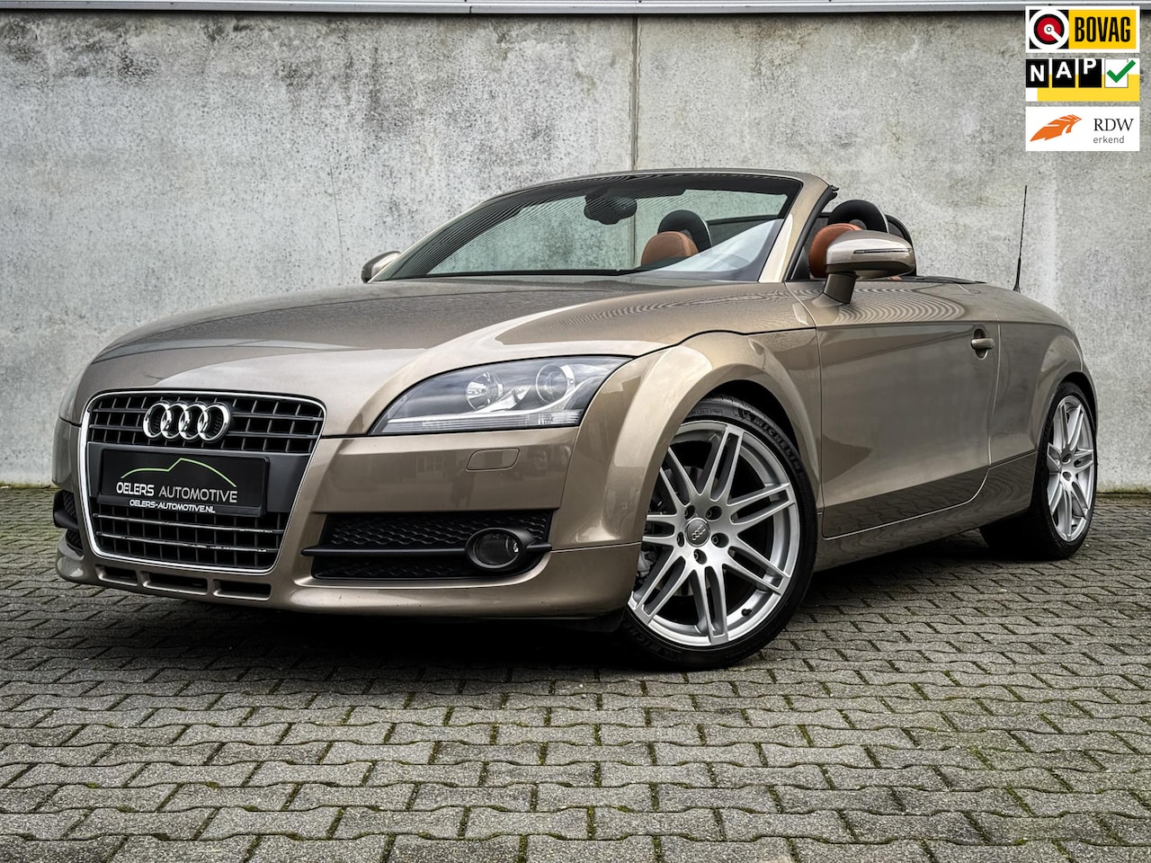 Audi TT Roadster - 2.0 TFSI Pro Line | CarPlay | Android auto | Clima | Cruise | Baseball leder | PDC | Metal - AutoWereld.nl