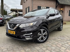 Nissan Qashqai - 1.3 DIG-T Design Edition autom ecc, lmv, navi, panodak