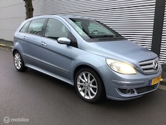 Mercedes-Benz B-klasse - 200 half leder automaat trekhaak cruise controle