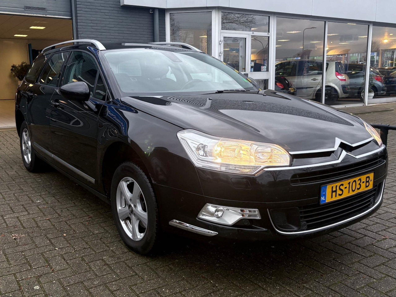 Citroën C5 Tourer - 2.0 HDiF Comfort 2.0 HDiF Comfort - AutoWereld.nl