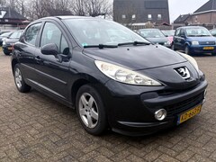 Peugeot 207 - 1.4 VTi XR