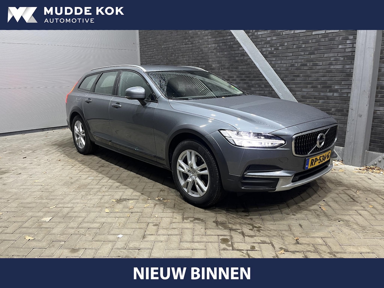 Volvo V90 Cross Country - D4 AWD | ACC | BLIS | Stoel+Stuurverwarming | Apple Carplay | Leder | Elek. Achterklep - AutoWereld.nl