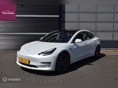 Tesla Model 3 - Long Range AWD 75 kWh automaat. Goede staat