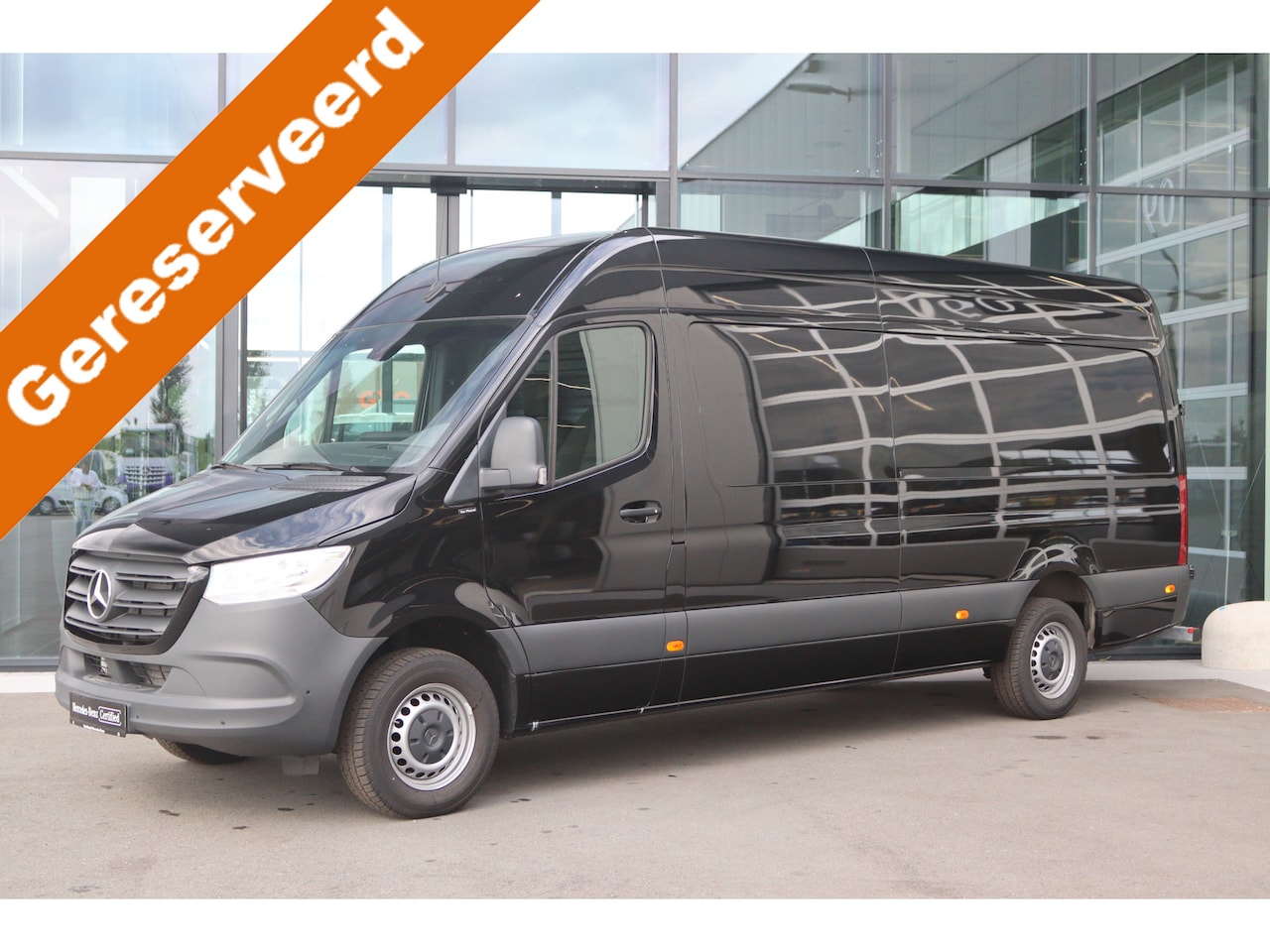 Mercedes-Benz Sprinter - 317 CDI Aut. L3H2 | AIRCO/MBUX/3500KG AHW | Certified - AutoWereld.nl