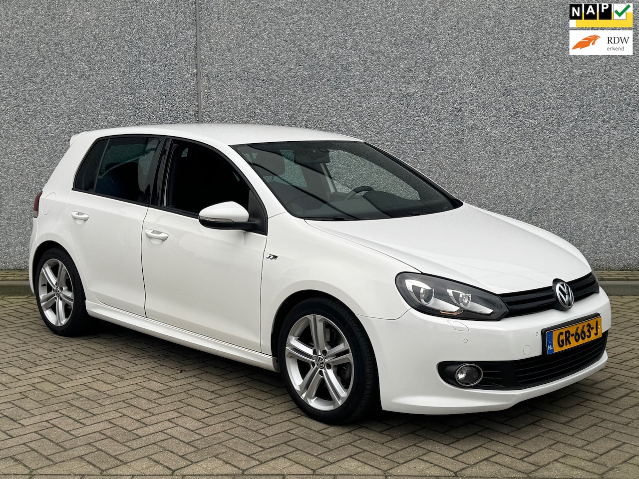 Volkswagen Golf - 1.4 TSI Highline R-Line-Carplay-ST.Verwarming-GoedOnderhouden - AutoWereld.nl