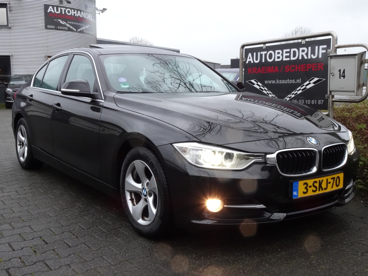 BMW 3-serie - 320i EfficientDynamics Edition High Executive 320i EfficientDynamics Edition High Executive - AutoWereld.nl