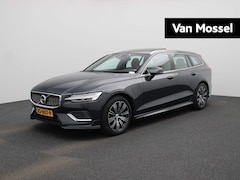 Volvo V60 - 2.0 T8 Twin Engine AWD Inscription | PANORAMADAK | APPLE CARPLAY | STOELVERWARMING | STUUR