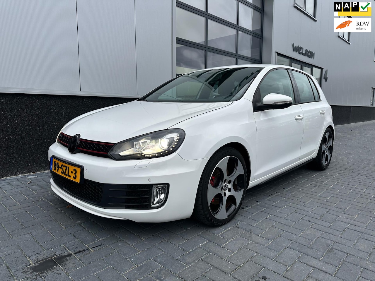 Volkswagen Golf - 2.0 GTI 2.0 GTI - AutoWereld.nl