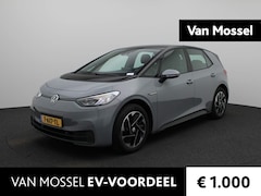 Volkswagen ID.3 - Pure 45 kWh | Navigatie | Cruise Control | Airco | 18 Inch Velgen | Parkeersensoren voor/a