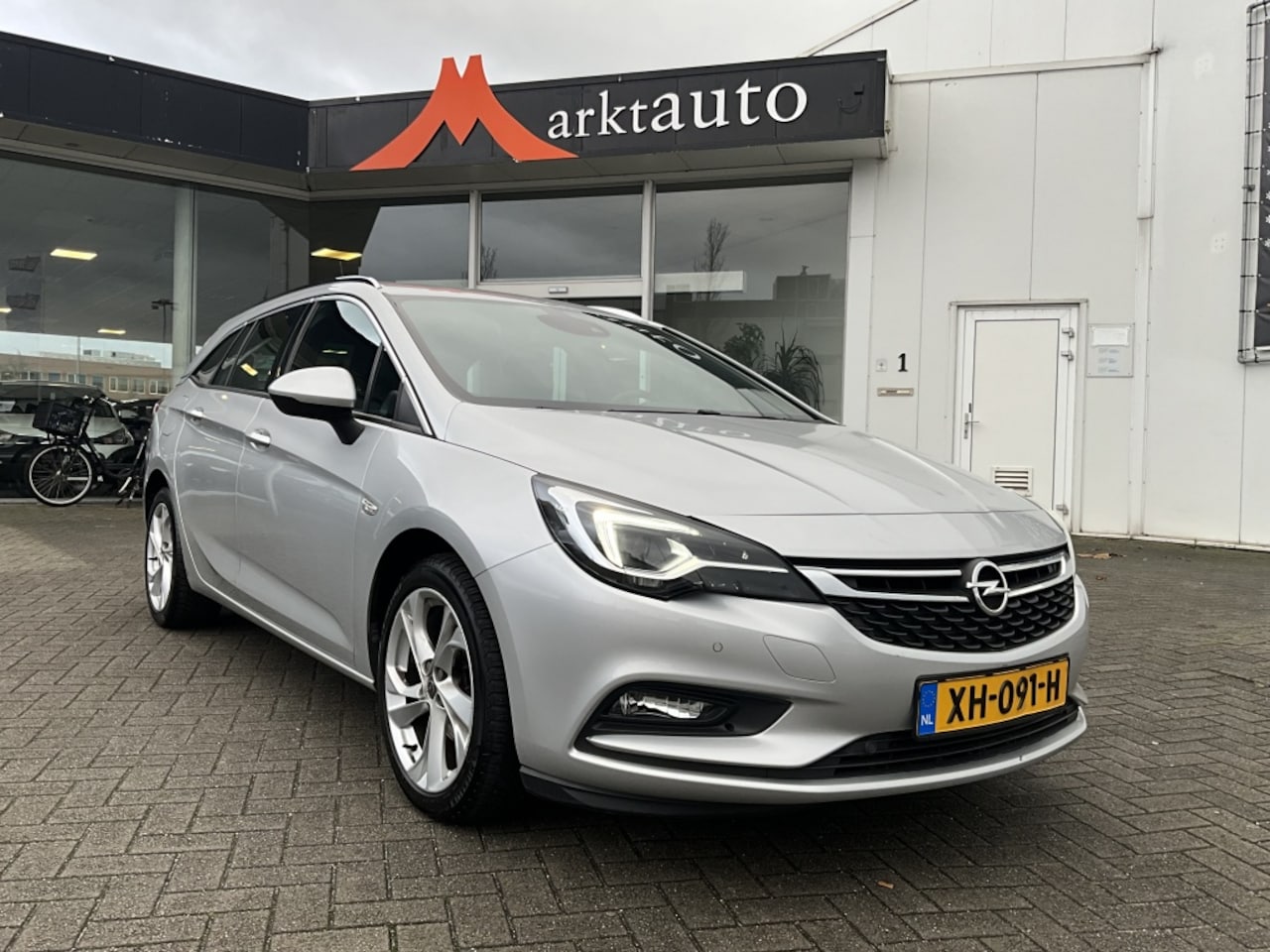 Opel Astra Sports Tourer - 1.0 Innovation Navi Led Climate Trekhaak Pdc - AutoWereld.nl