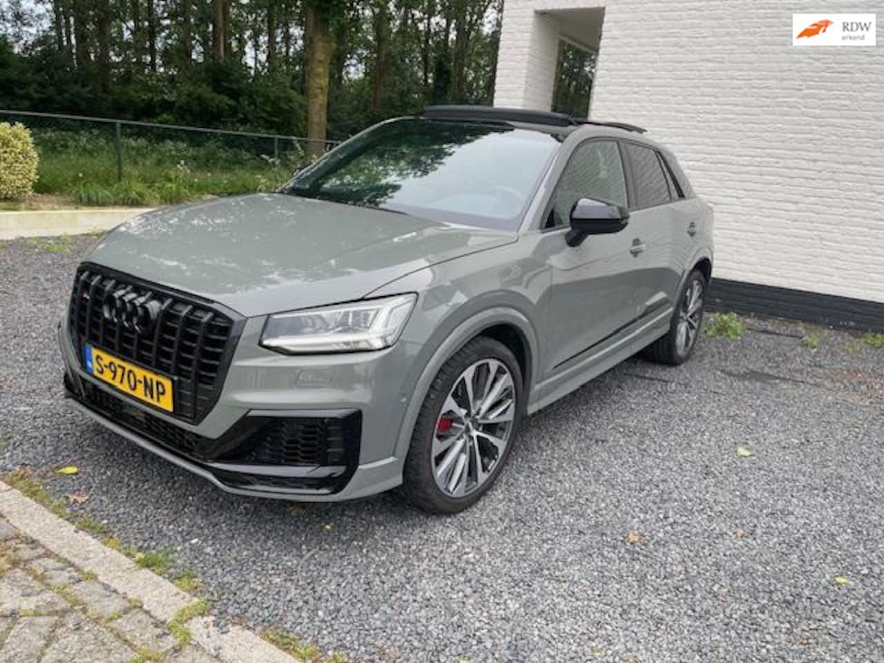 Audi Q2 SQ2 - Panoramadak B&O volle auto 300 pk - AutoWereld.nl