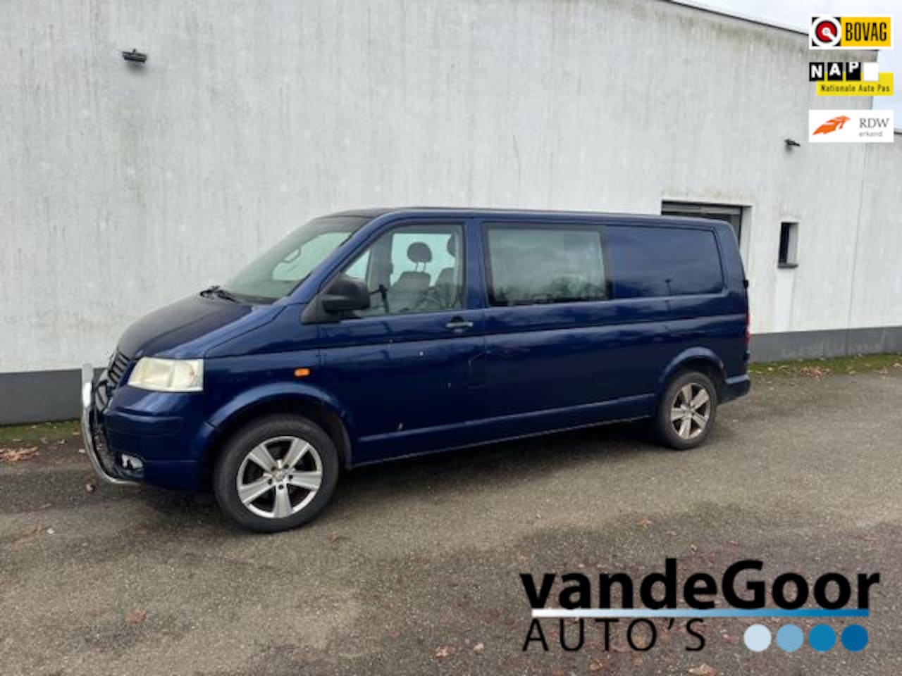 Volkswagen Transporter - 2.5 TDI 340 Dub.cab. , '06, airco, lm velgen, trekhaak, apk 01-'26 ! - AutoWereld.nl