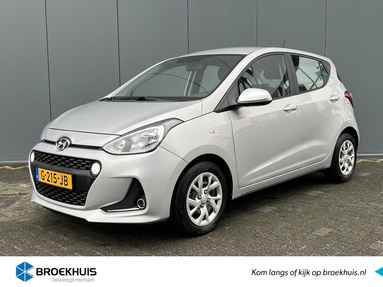 Hyundai i10 - 1.0i 67pk Comfort | Cruise controle | Airco | Navigatie | Parkeersensoren | DAB | Carplay - AutoWereld.nl